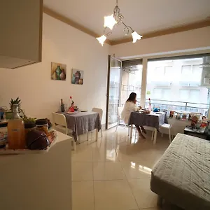 Bed & Breakfast Teocrito, Aeroporto di Catania Fontana Rossa